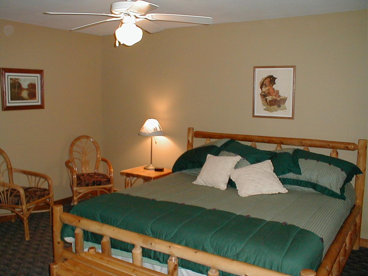 Long Lake Resort - thumb 3