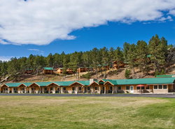 Rock Crest Lodge & Cabins