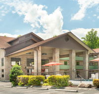 Evergreen Smoky Mountain Lodge  Convention Center - Accommodation Massachusetts