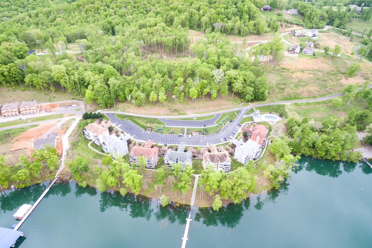 Yacht Club Cabana - thumb 31