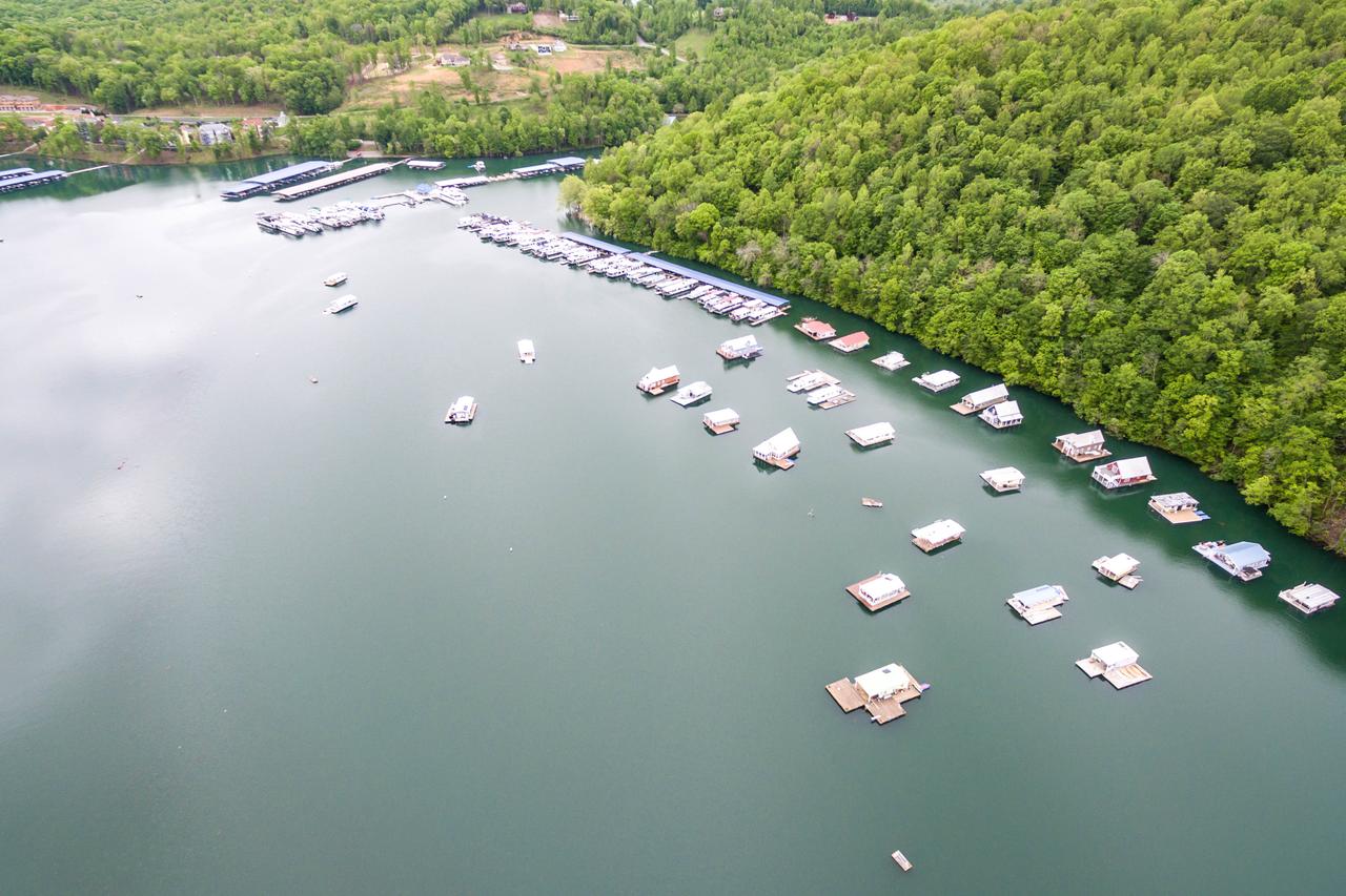 Yacht Club Cabana - thumb 32