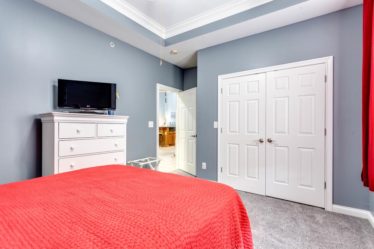 Yacht Club Cabana - thumb 20