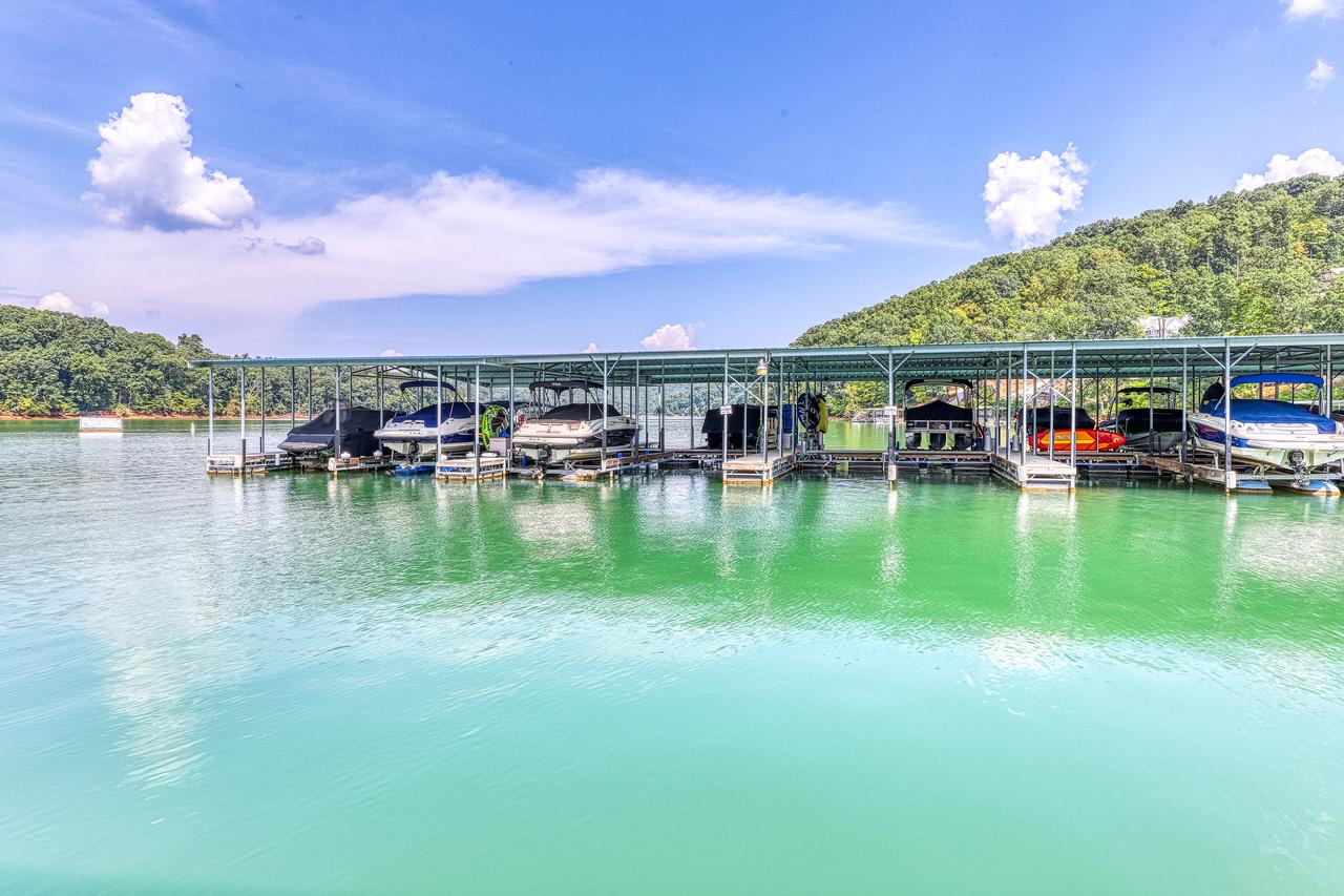 Yacht Club Cabana - thumb 34