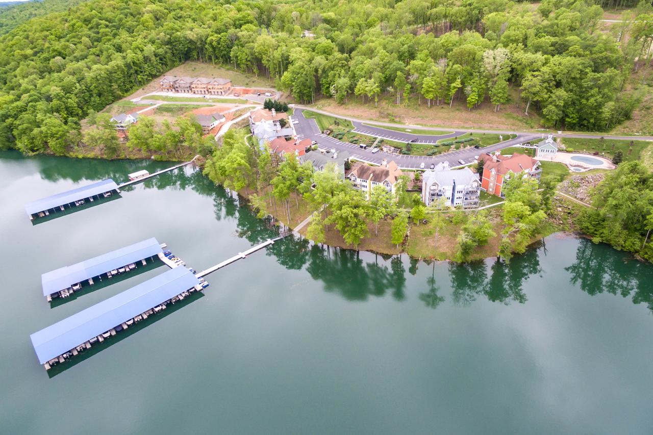 Yacht Club Cabana - thumb 33