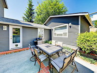 4126 SW Thistle St Home Accommodation Massachusetts