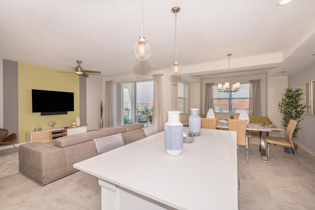 (YV302) Storey Lake Condo 2/2, Free Waterpark - thumb 0