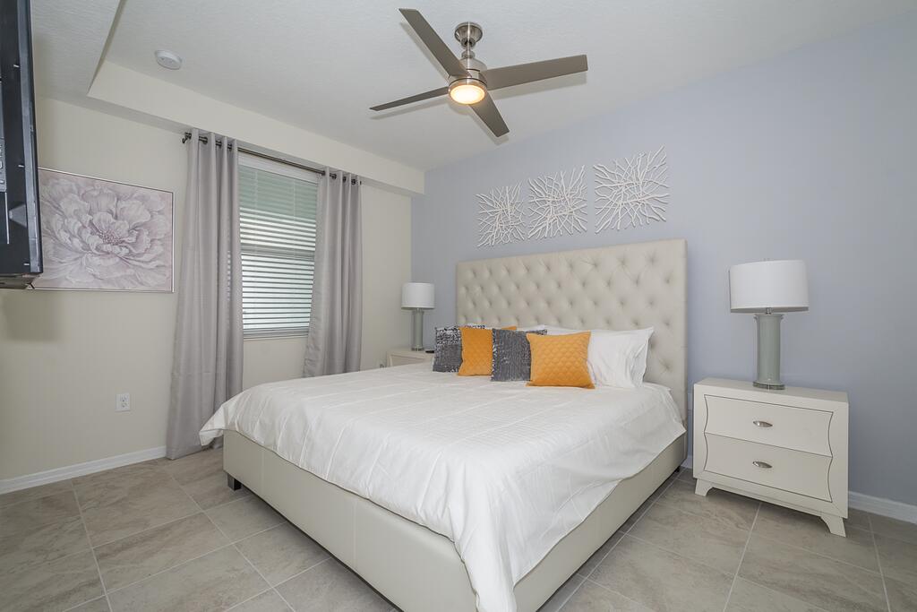 (YV302) Storey Lake Condo 2/2, Free Waterpark - thumb 2