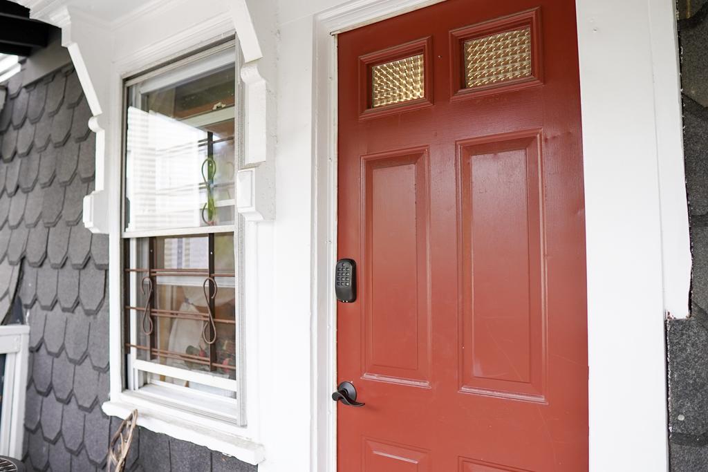 2 Top Floor Units Between Harvard (5 Min Walk) & MIT . - thumb 2