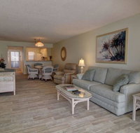2BR Ground Level Condo with Pool 10 Minutes to Beaches with golf Course Views - Accommodation Massachusetts