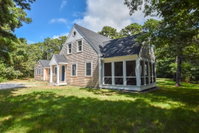 458 Newly Renovated Walk to Water Gorgeous Outdoor Space with Deck and Fire Pit Accommodation Massachusetts