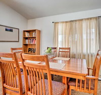 Alaskan Adventure Hub - Walk to Wasilla Lake - Accommodation Massachusetts