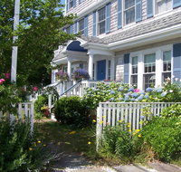 An English Garden - Accommodation Massachusetts