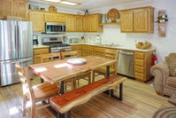 Booking June-lake Accommodation Massachusetts