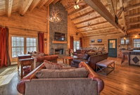 Cabin with Climbing Wall  Game Room 5 Mi to Mt Snow Accommodation Massachusetts