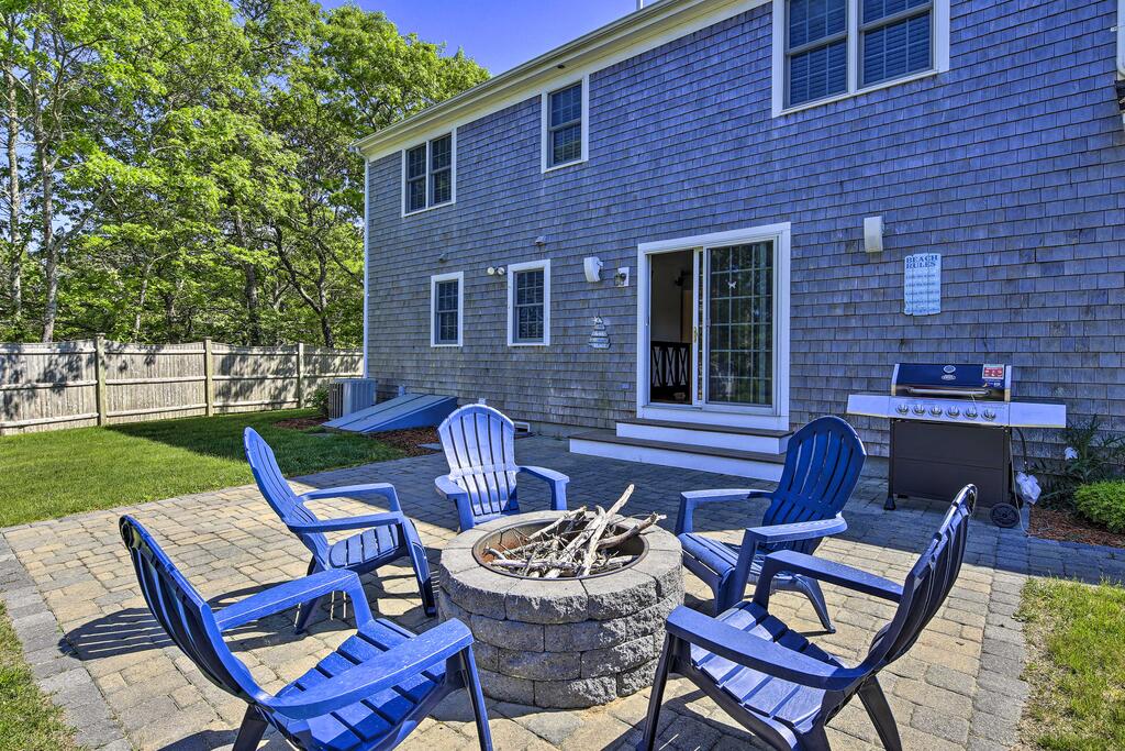Cape Cod Home With Game Room, 3Mi To Mayflower! - thumb 1