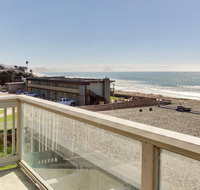 Cayucos Beachfront Condo with Stunning Water Views - Accommodation Massachusetts