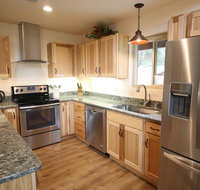 Cedar Mountain Lodge - 3BR/2BA - Accommodation Massachusetts