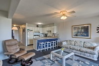 Condo on 1st Floor Along Lake Erie Shoreline Accommodation Massachusetts