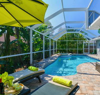 Contemporary Pool Villa I - Private Beach - Heated PoolJacuzzi - Free WiFi - Accommodation Massachusetts
