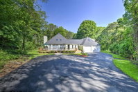 East Falmouth House - 4 Mi to Menauhant Beach Accommodation Massachusetts