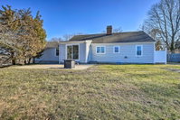 Eastham Home with Outdoor Shower - 10 mins to Beach Accommodation Massachusetts