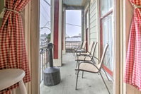 Group-Friendly Getaway in Historic NOLA Home Accommodation Massachusetts