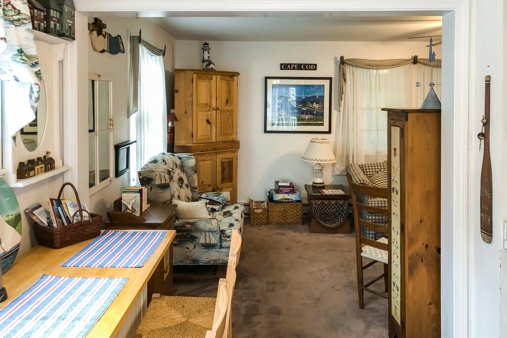 Hen Cove Cottage - thumb 2