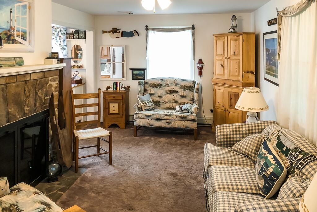Hen Cove Cottage - thumb 0