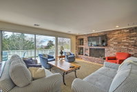 Hyannis Port Home with BBQ  Views - Walk to Beach Accommodation Massachusetts
