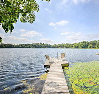 Lakefront Home with Kayaks Peddle Boat and Dock - Accommodation Massachusetts