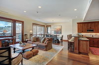 Luxury Ski-in Ski-out- 3BR/ 4 Bath  den In Bachelor Gulch condo Accommodation Massachusetts