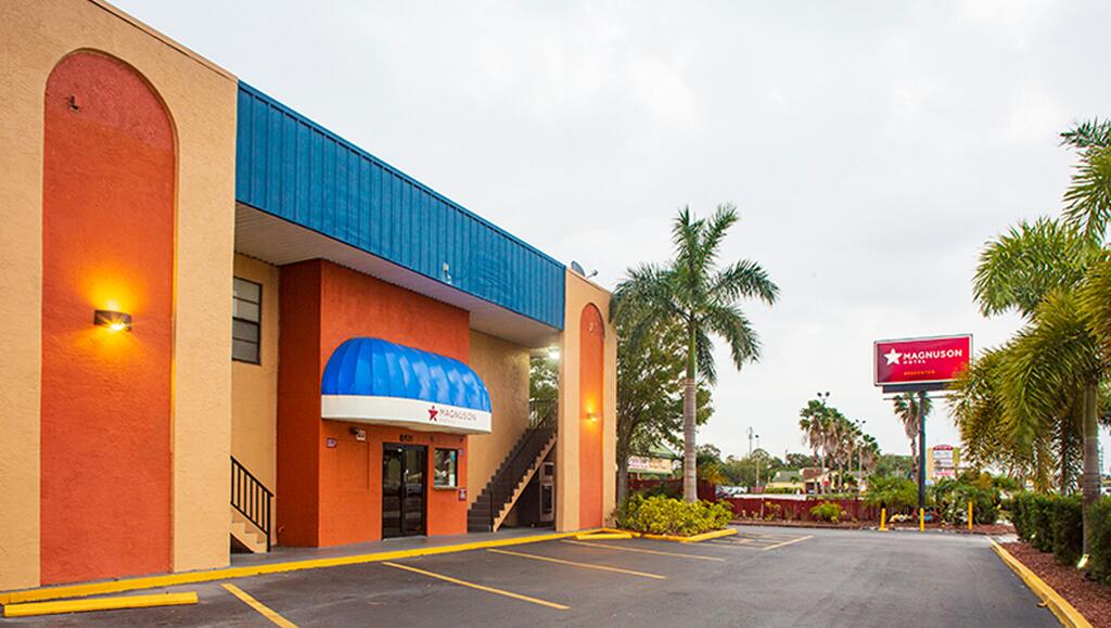 Magnuson Hotel Bradenton - thumb 3