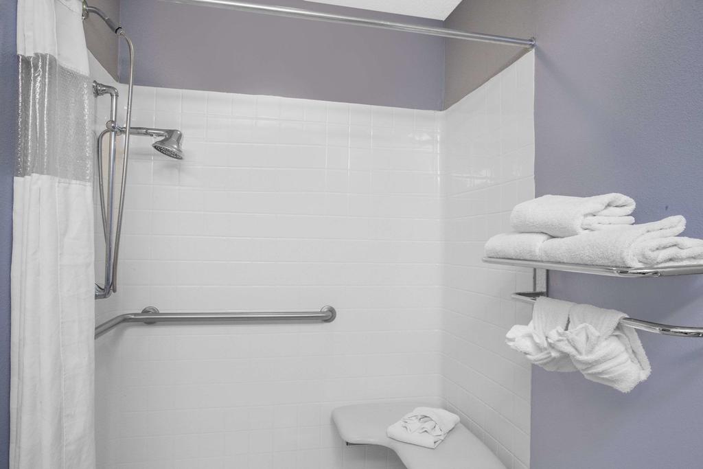 Microtel Inn And Suites Dover - thumb 2