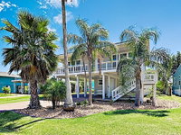 New Listing Coastal Gem W/ Pool Deck  Kayaks Home Accommodation Massachusetts