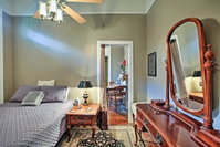 New Orleans Home with Hot Tub-1 Mi to French Quarter Accommodation Massachusetts