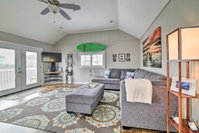 Pet-Friendly Cottage w/ Grill 5 Mi to Beach Accommodation Massachusetts