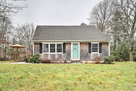 Private East Falmouth Home - 5 Minutes to Beaches Accommodation Massachusetts