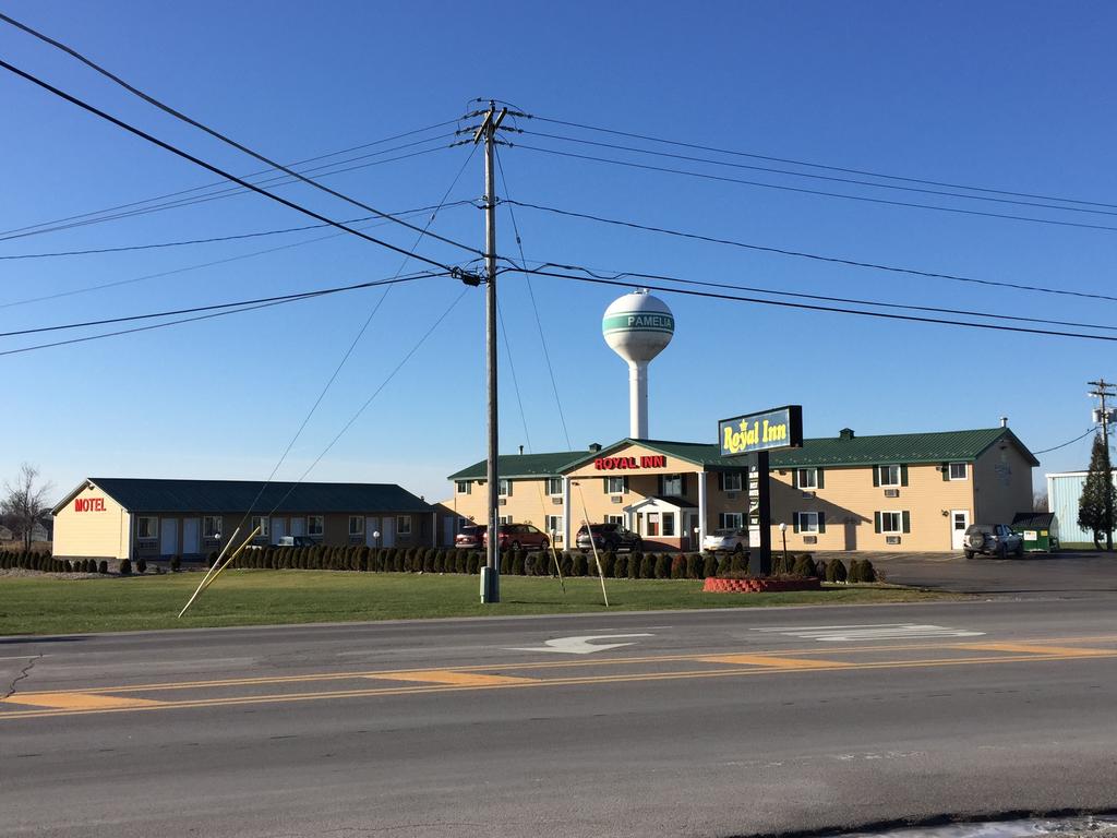 Royal Inn Motel - thumb 1