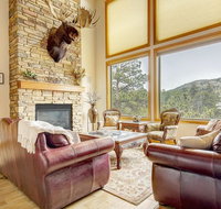 Secluded  Spacious Mountain Getaway - Accommodation Massachusetts