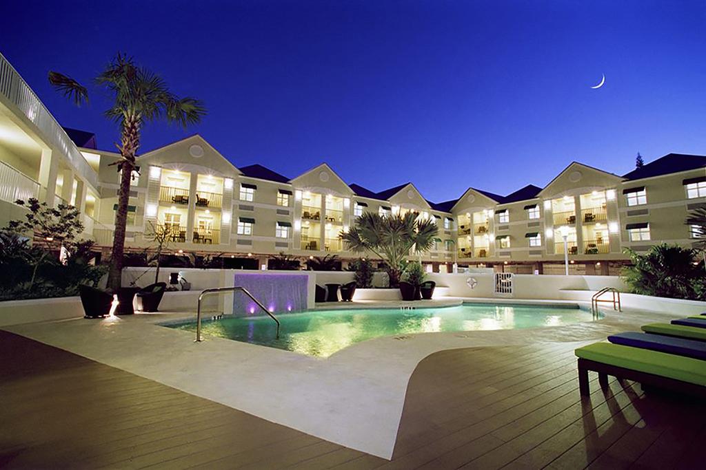 Silver Palms Inn - thumb 0