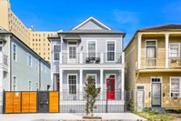 Stunning 4BR-5BR near Frnch Quarter Luxury Homes by Hosteeva Accommodation Massachusetts