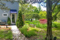 Teaticket Cottage Accommodation Massachusetts