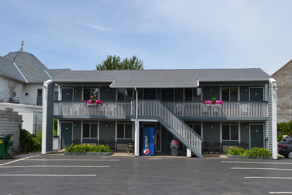 The Ship Motel - thumb 1