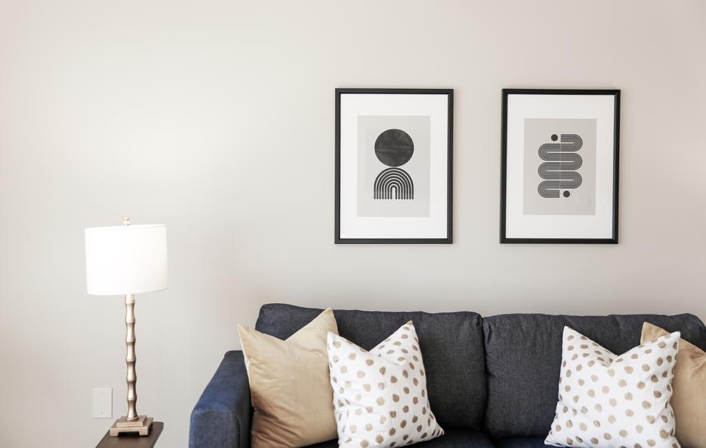 Unique Central Midtown Hotel Style Condo W/ Cozy Beds & Amenities - thumb 0