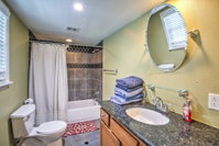 Updated Garden District Home - Walk to Magazine St Accommodation Massachusetts