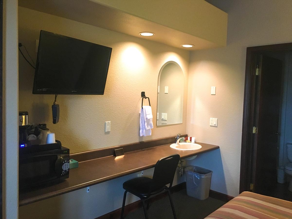 Kenai Airport Hotel - thumb 8