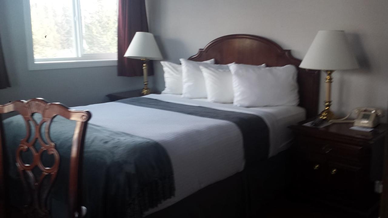 Beluga Lake Lodge - thumb 4