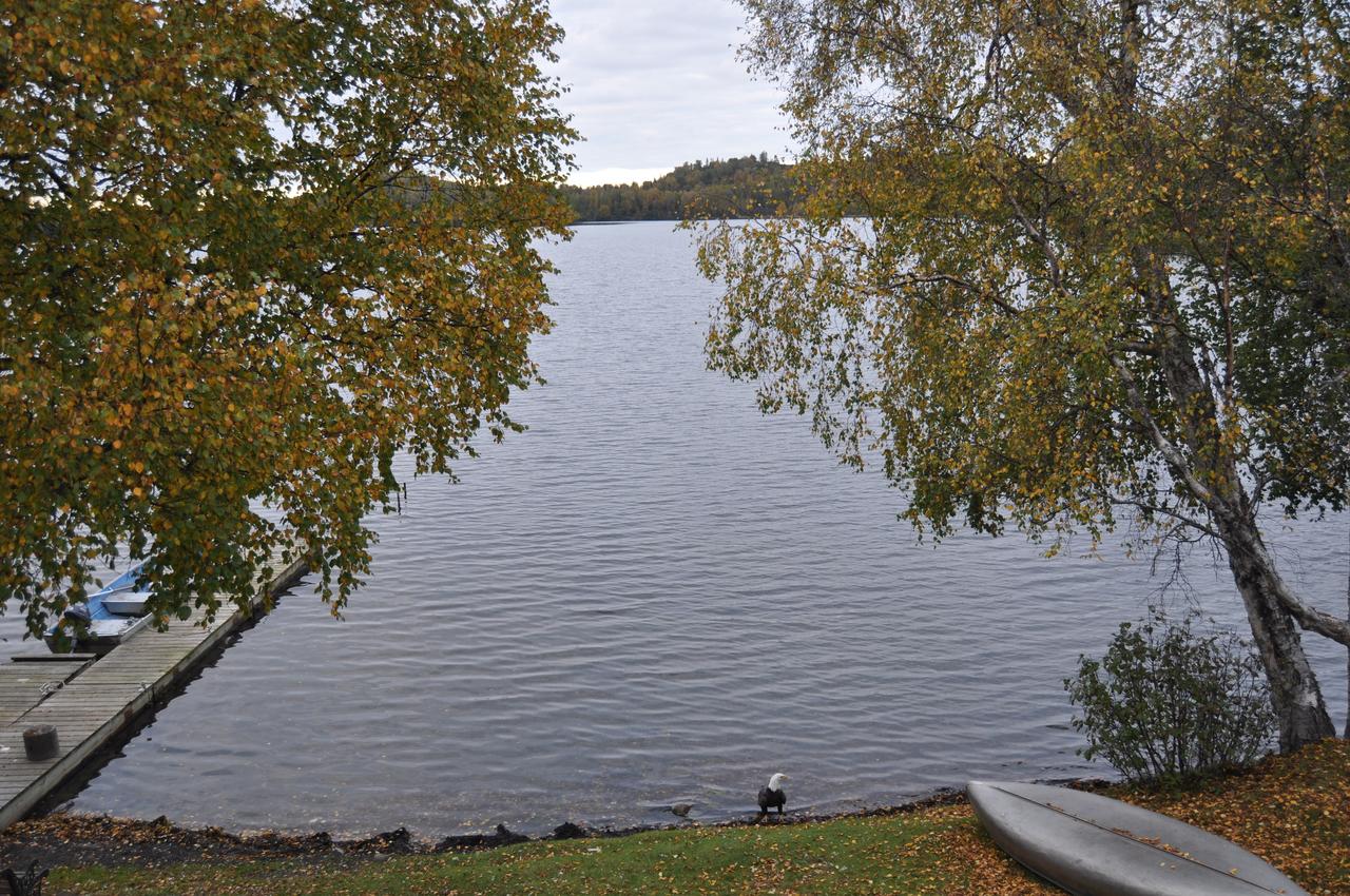 Daniels Lake Lodge Cabins - thumb 34