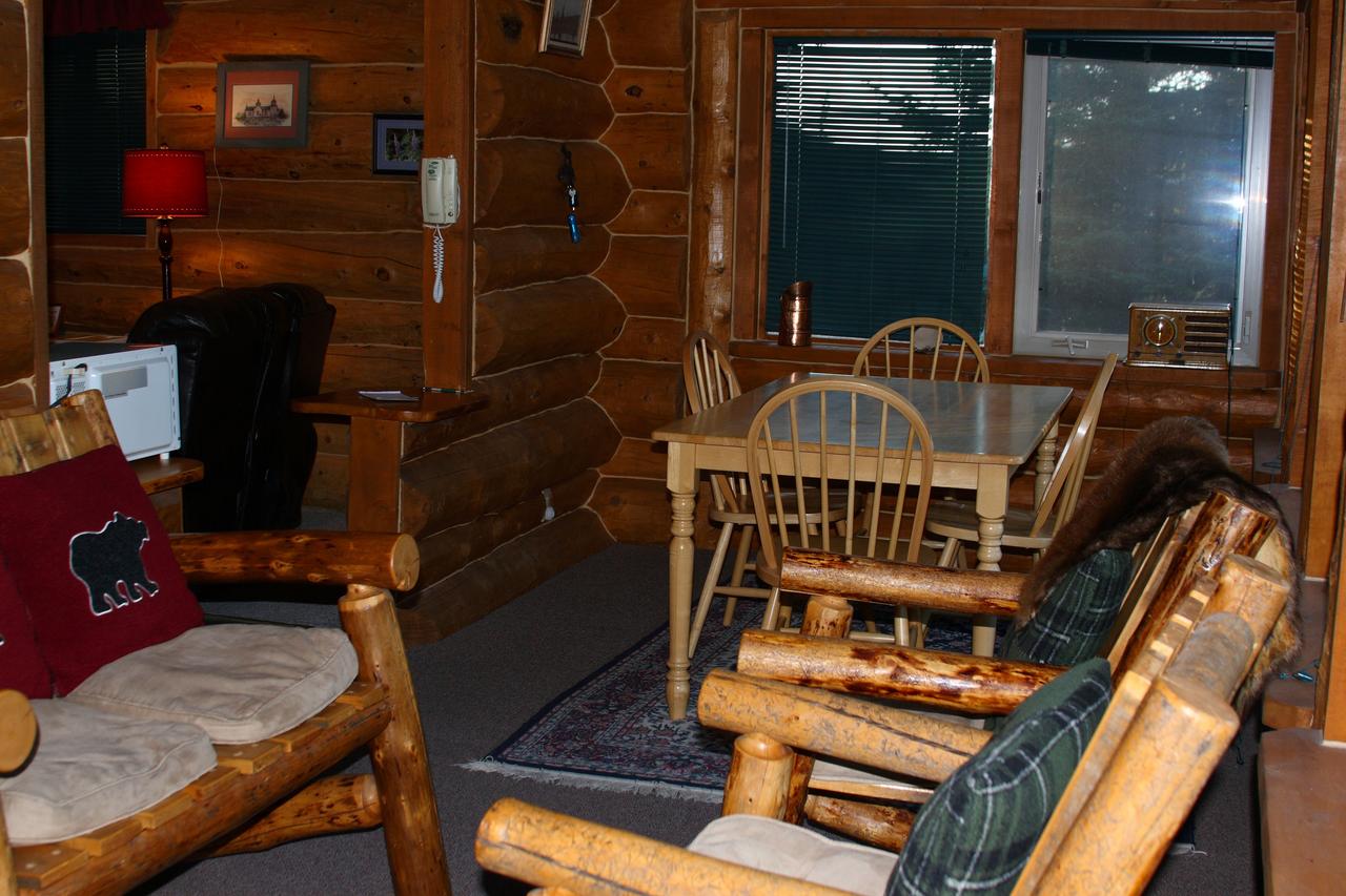 Moose Cabin - thumb 11