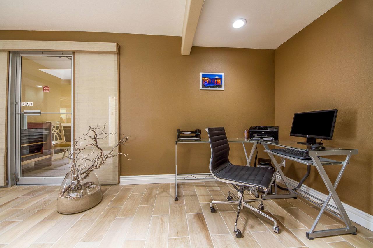 Quality Inn & Suites Capitola - thumb 14